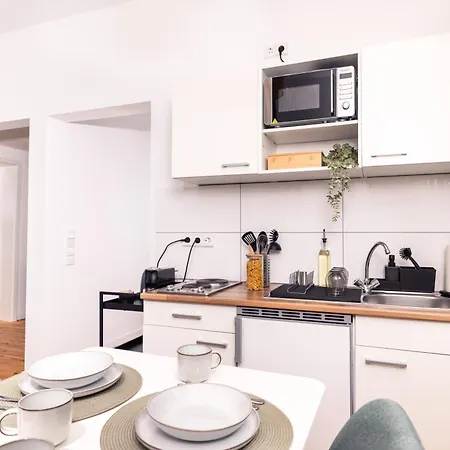 Design Suite! Familie - Küche - Zentral Apartment *